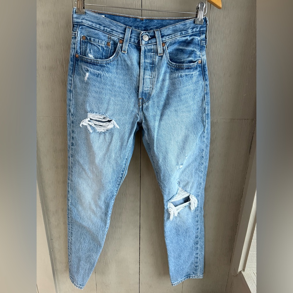 Levi's 501 S Distressed Button Fly Skinny Jeans 26x30